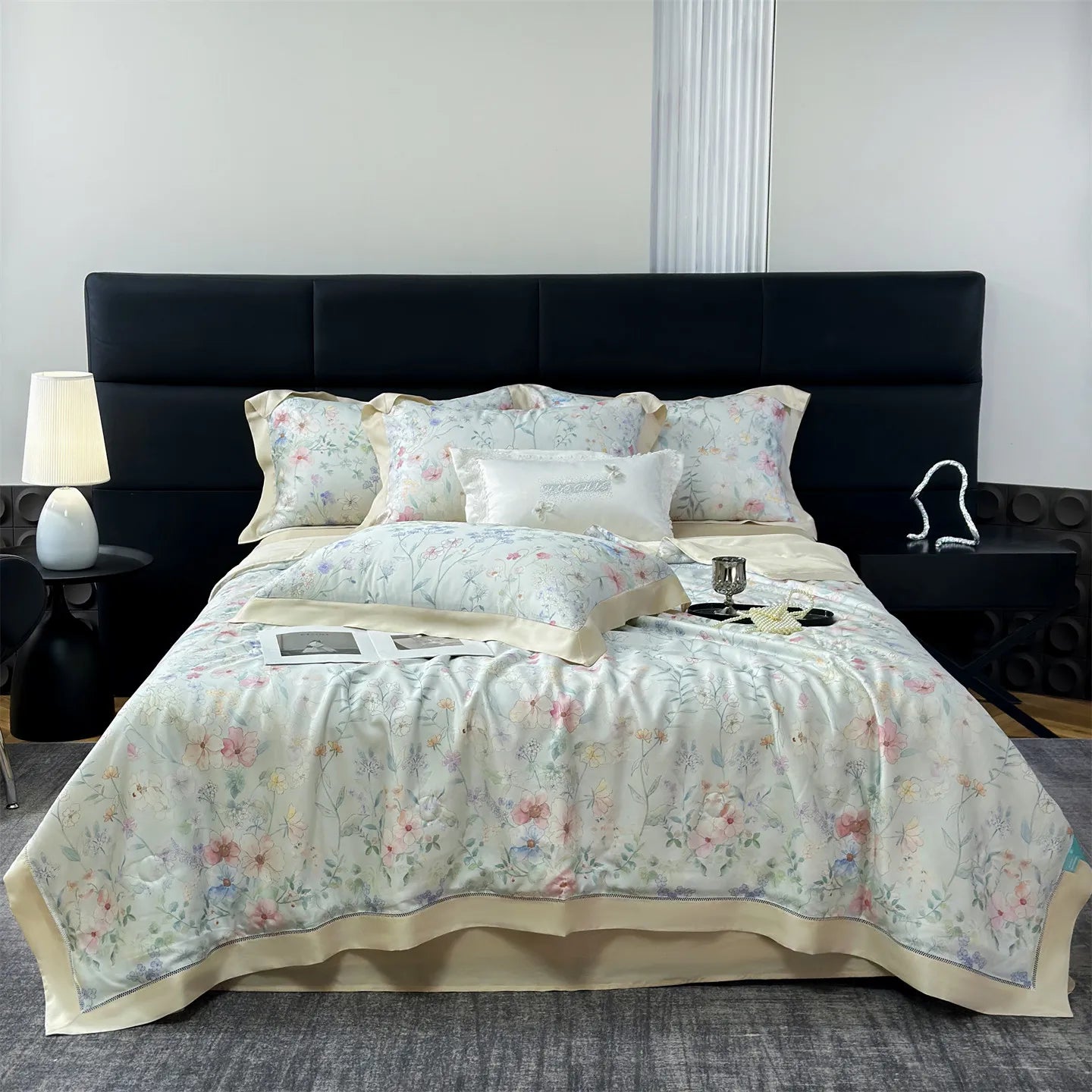 4-Piece Floral Plant Print 500TC Lyocell Summer Comforter Set | Soft Silky Cooling Bedding |