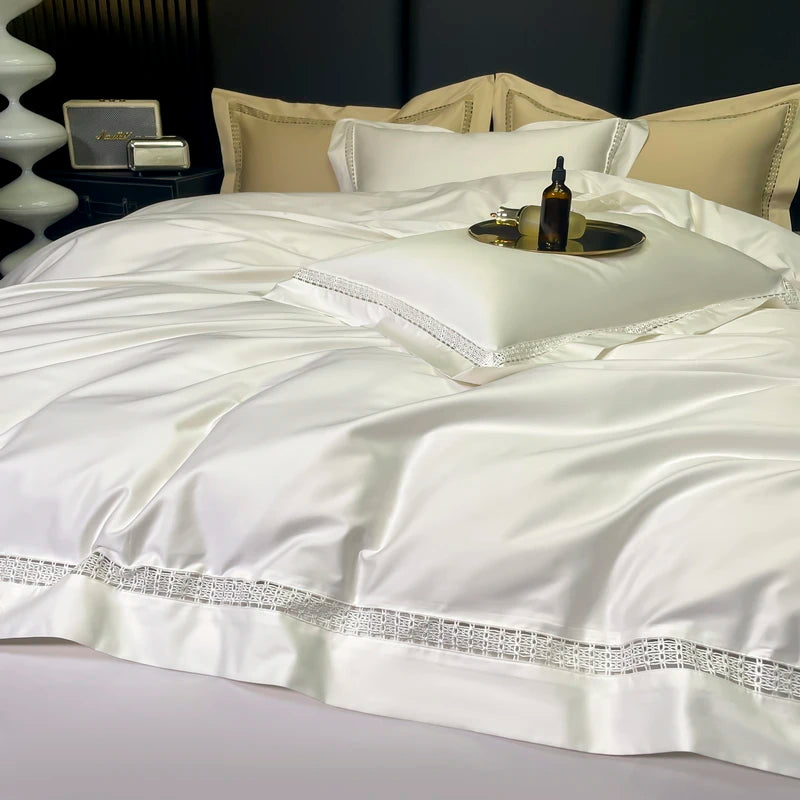 Luxury 1000TC Egyptian Cotton  Bedding Set - 4 Pieces | Hollow Wide Edge Design