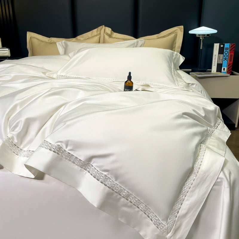 Luxury 1000TC Egyptian Cotton  Bedding Set - 4 Pieces | Hollow Wide Edge Design