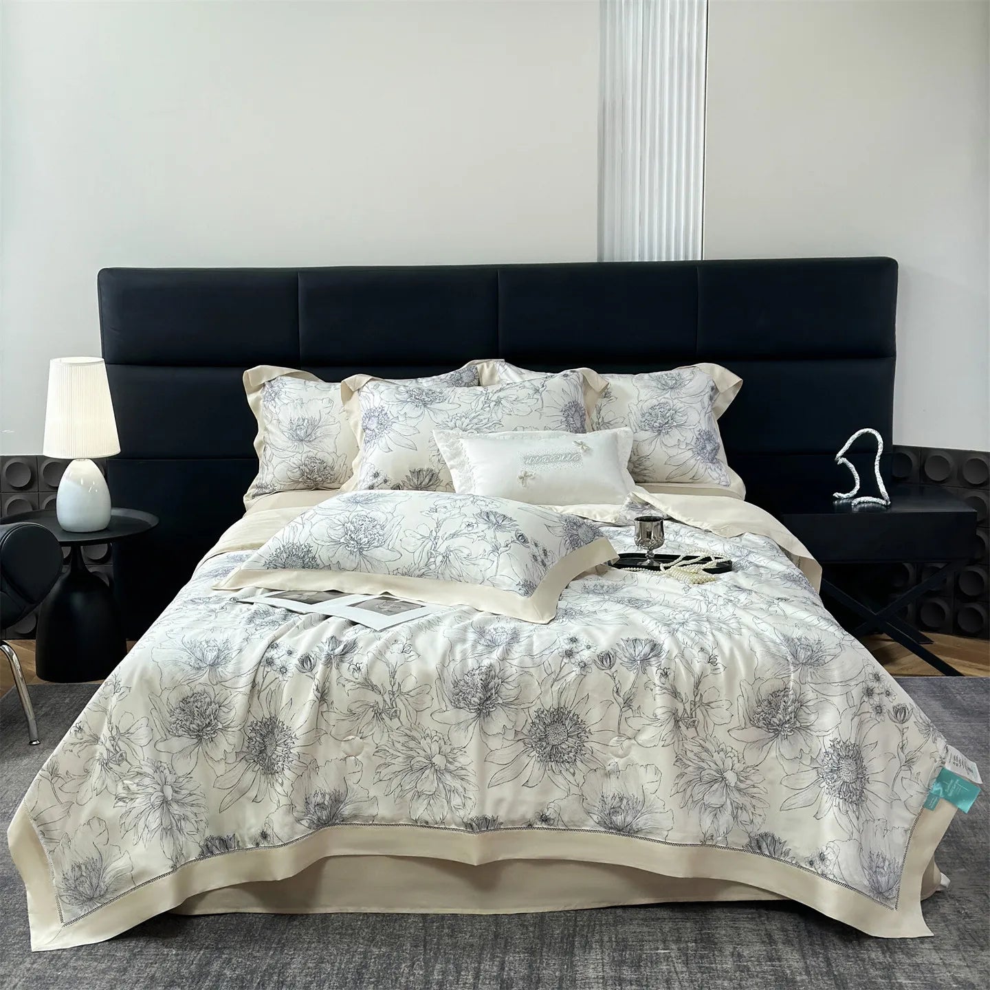 4-Piece Floral Plant Print 500TC Lyocell Summer Comforter Set | Soft Silky Cooling Bedding |