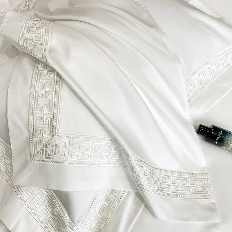 600TC Egyptian Cotton White Luxury Embroidery Set - 4 Pieces