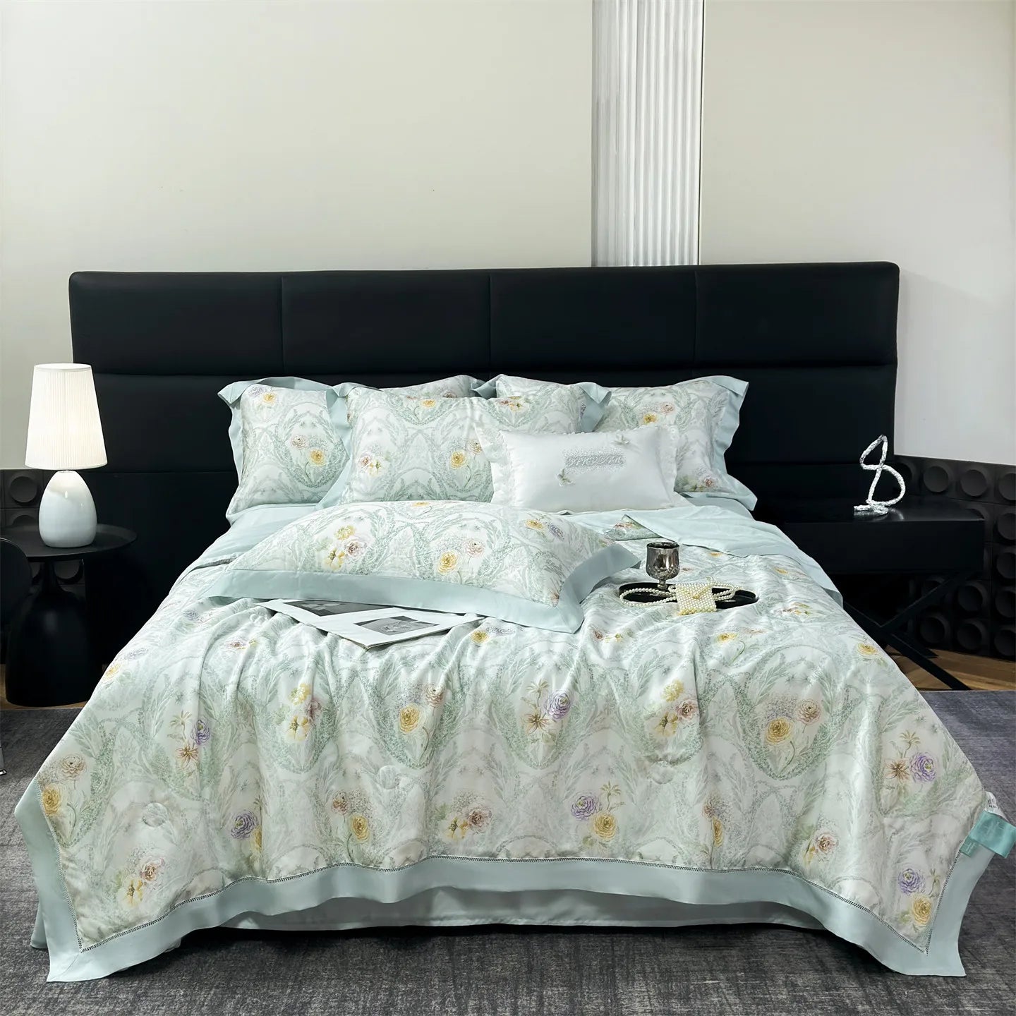 4-Piece Floral Plant Print 500TC Lyocell Summer Comforter Set | Soft Silky Cooling Bedding |