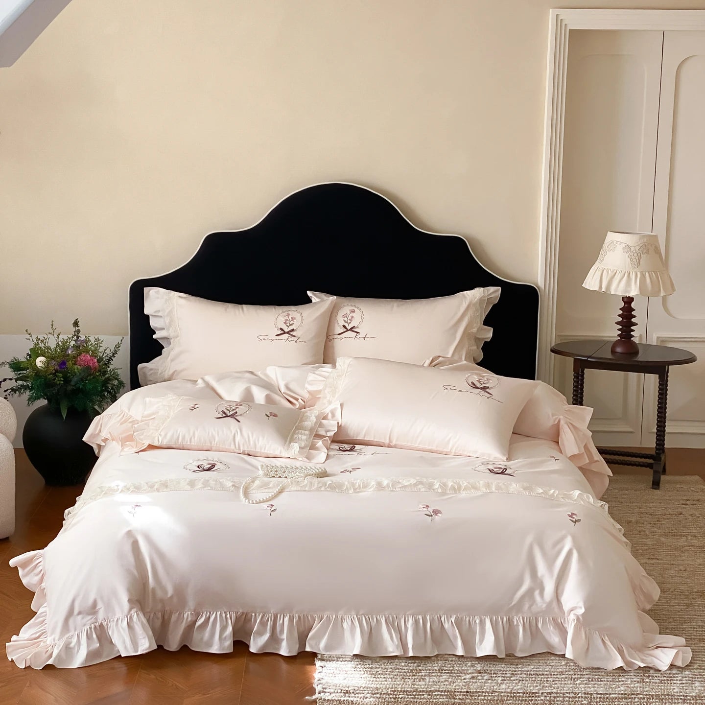 Pink Flowers Embroidery Lace Ruffles Bedding Set - 600TC Egyptian Cotton | 4 Pieces