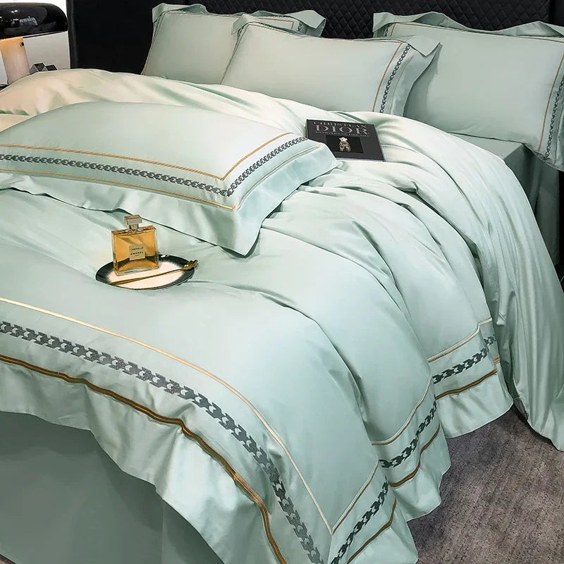 100% Egyptian Cotton Luxury Embroidery Hotel Style Bedding Set | Queen & King Size