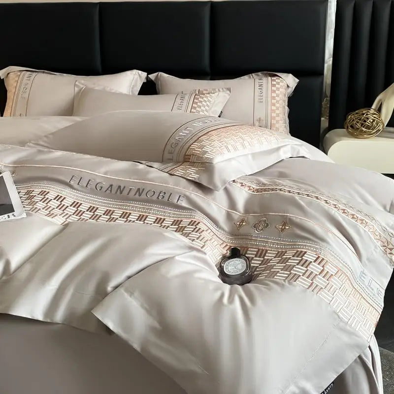 4-Piece High-End Light Luxury Long Staple Cotton Embroidery Bedding Set |